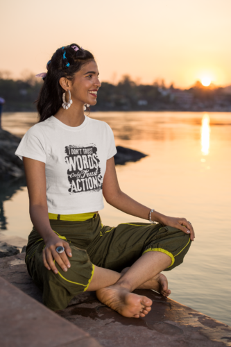 I Don't Trust World T-Shirt round neck half sleeve T-shirt photo review