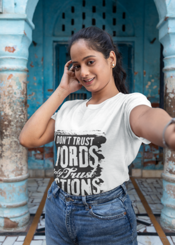 I Don't Trust World T-Shirt round neck half sleeve T-shirt photo review